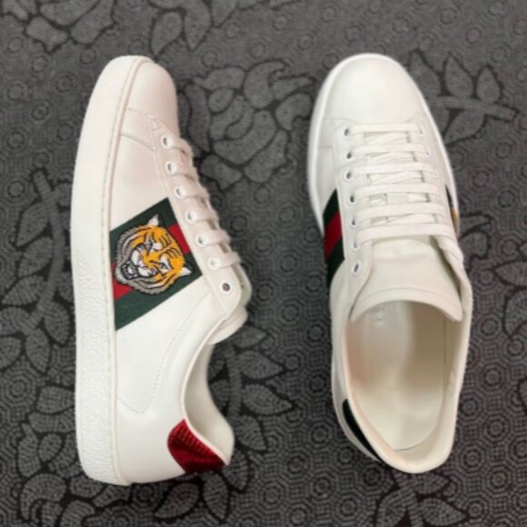 GUCCI Ace Men's Low-top Fashion Sneakers with Tiger Head Embroidery in White, Ma - Picture 1 of 7
